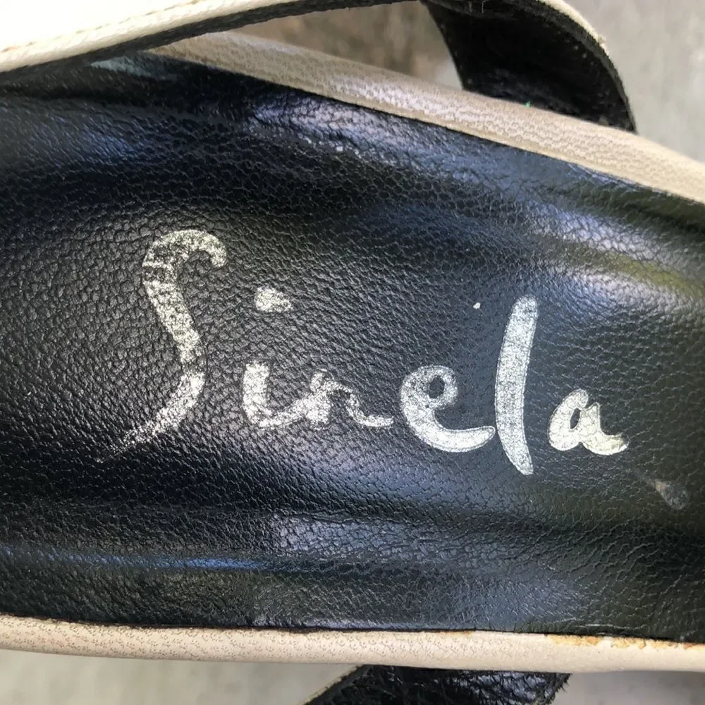 Sinela Wedged Sandals